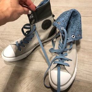 Brand new women’s converse high tops size 8